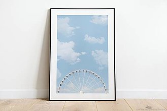 Fotografie - Photo Art| Ferris wheel a modrá obloha s mráčikmi - 14493793_