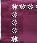Úžitkový textil - Obrus: Vločky, ručne vyšívaný, 89 x 89 cm - 14495677_
