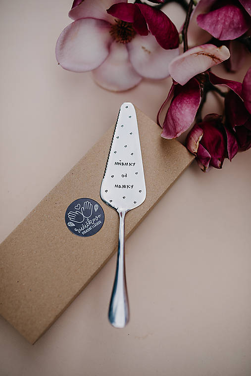 Príbory, varešky, pomôcky - Tortová servírovacia lopatka Mňamky od mamky - 14505576_