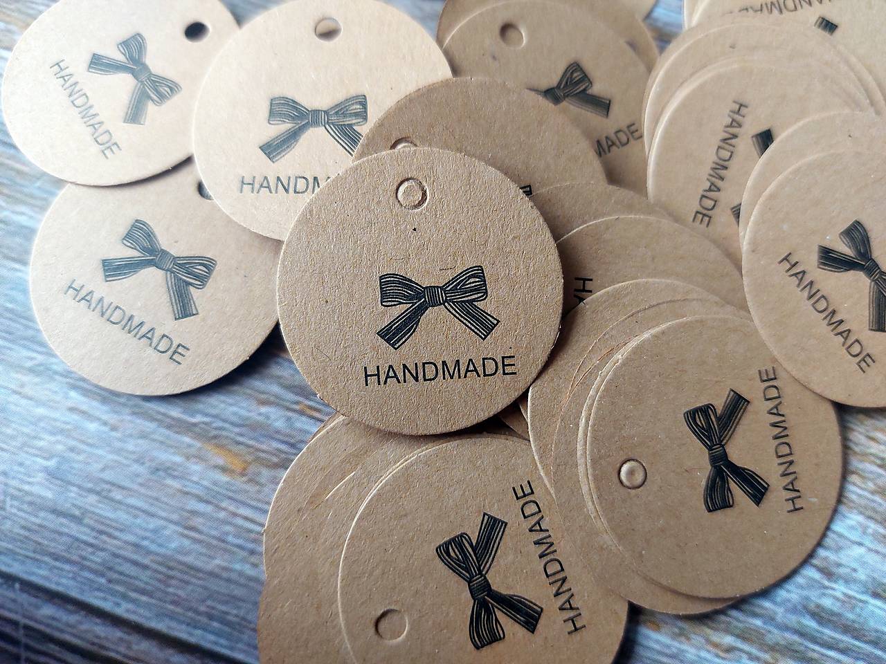 Visačky balené po 50ks