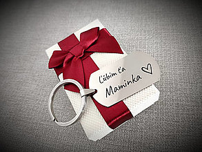 Kľúčenky - Kľúčenka z chirurgickej ocele s gravírovaním textom: Ľúbim ťa Maminka (srdce) - 14514690_