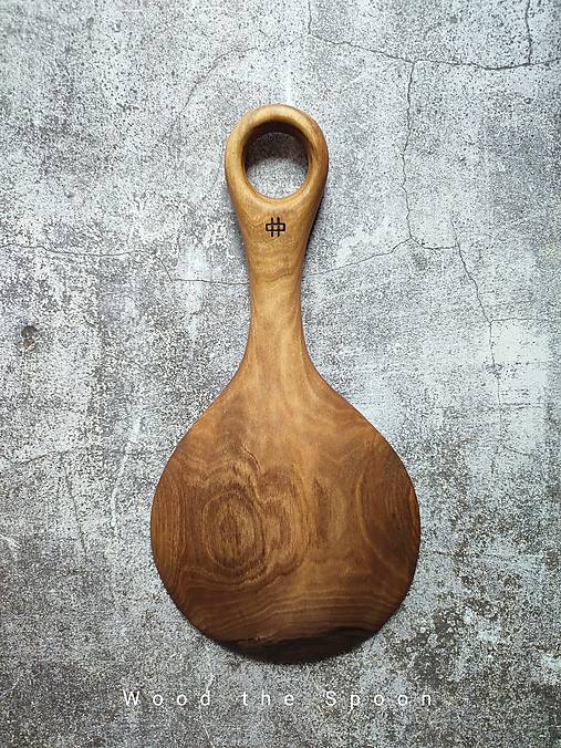 Vareškový lopár HORY z orecha