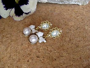 Náušnice - Elegantné náušničky perly s mašličkami, č. (biele č. 3535) - 14518491_