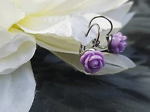 Náušnice - Fialové ružičky - 14523930_