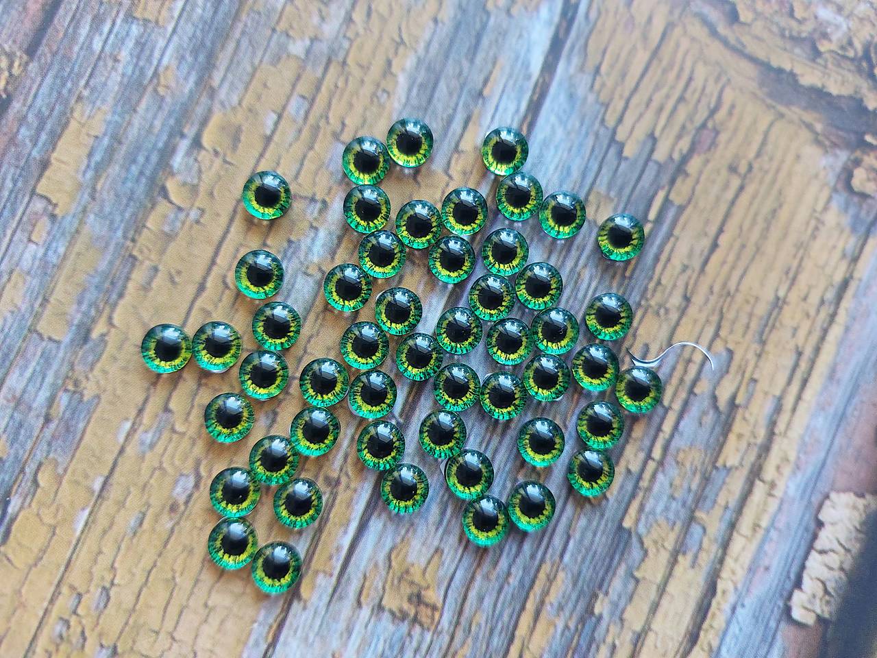 Sklenené očká kabošony 6mm, 1ks