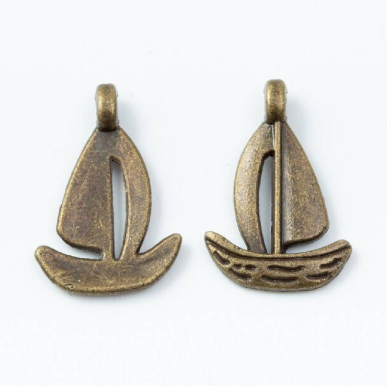 PR102 Prívesok loďka 1,8 x 1,2 cm (Meď/Bronz)