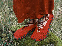 Ponožky, pančuchy, obuv - Háčkované barefoot zaježky svetlo červené - 14527425_