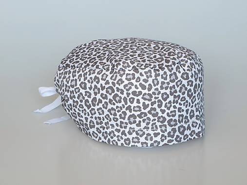 Dizajnová operačná / chirurgická čiapka leopard šedá