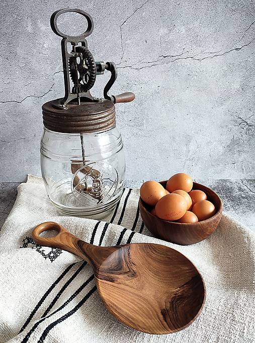 Vareškový lopár HORY z orecha