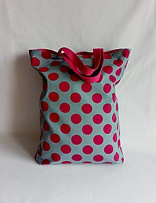 Nákupné tašky - Šedá taška s veľkými malinovočervenými bodkami - 14545101_