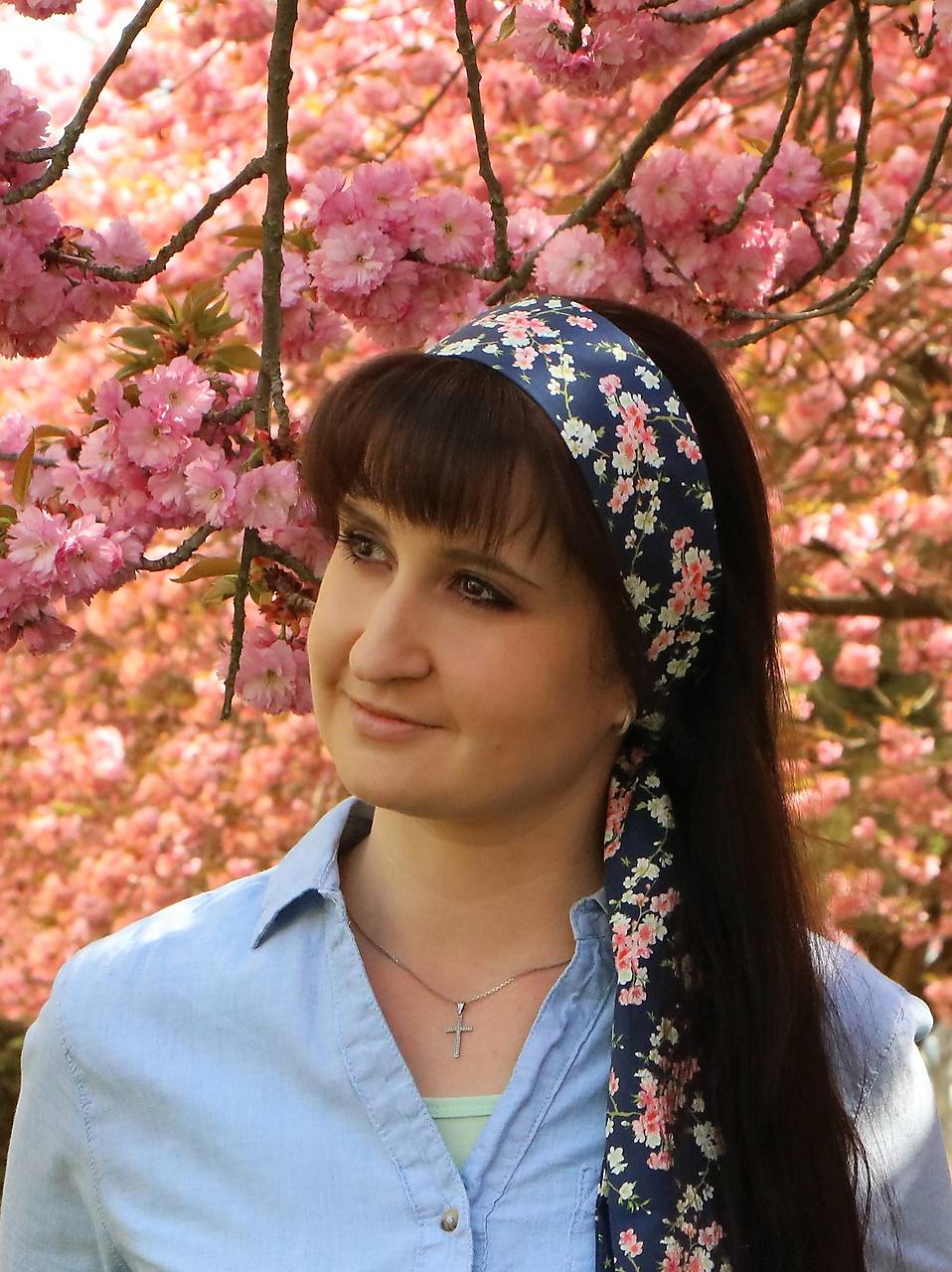 Štýlová šatka sakura tmavomodrá