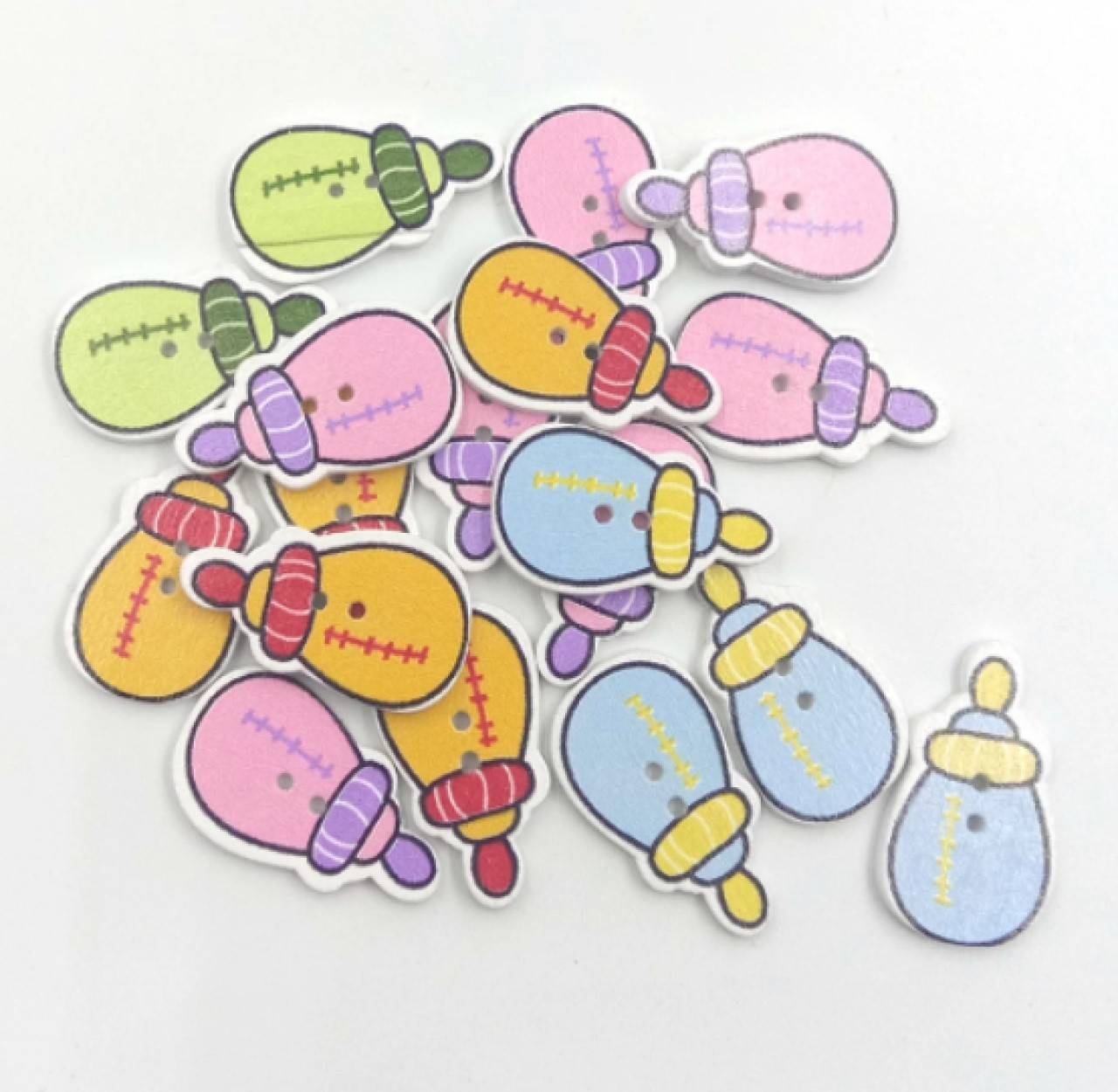 G104 Gombík drevený kojenecká fľaša 1,7 x 2,9 cm