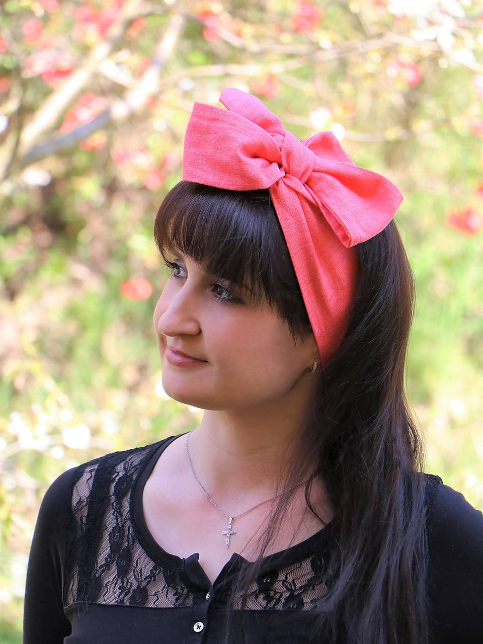 Štýlová ľanová šatka koralová