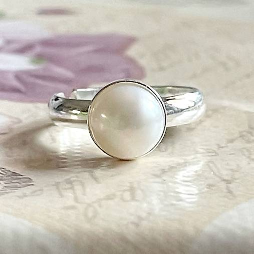 Simple Freshwater Pearl AG925 Ring / Jemný strieborný prsteň s perlou