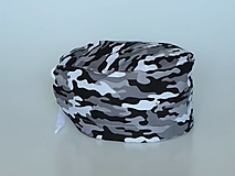 Čiapky, čelenky, klobúky - Dizajnová operačná / chirurgická čiapka maskáč šedý menší vzor - 14558611_