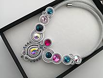 Náhrdelníky - Šujtášový náhrdelník - Colourful - 14563667_