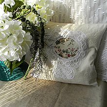 Úžitkový textil - Vidiecka romantická návliečka s kvietkami 40 x 40 - 14565423_