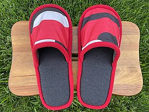 Ponožky, pančuchy, obuv - Červené papuče so vzorom - 14565566_