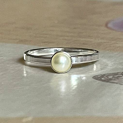 Simple Freshwater Pearl AG925 Ring / Jemný strieborný prsteň s perlou