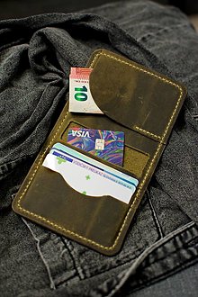 Pánske tašky - Ručne šitá kožená peňaženka - Crazy horse - Khaki - 14570110_
