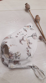 Detské čiapky - Birds and flowers baby bonnet - čepiec letný - 14578404_