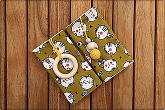 Detský textil - Dopredaj - Slintáčiky na ergonomické nosiče (Okrové mačky so žltými doplnkami) - 14578839_