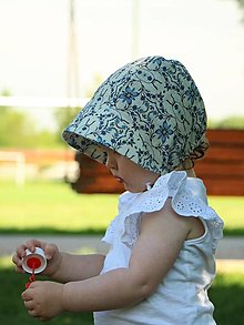 Detské čiapky - Letný detský ľanový čepiec modré kvietky - 14583400_