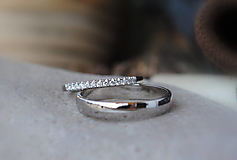 Prstene - Obrúčky úzke s diamantmi - 14585247_