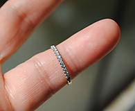 Prstene - Obrúčky úzke s diamantmi - 14585257_