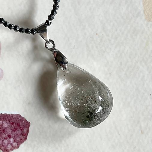 Phantom Quartz Teardrop Pendant / Prívesok s fantómovým krištáľom v tvare kvapky PR-002 T0017