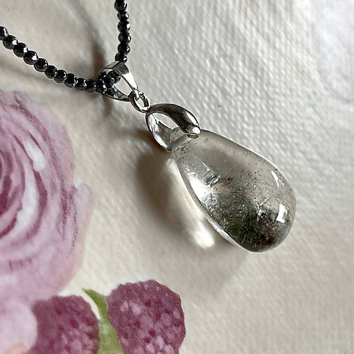 Phantom Quartz Teardrop Pendant / Prívesok s fantómovým krištáľom v tvare kvapky PR-002 T0017