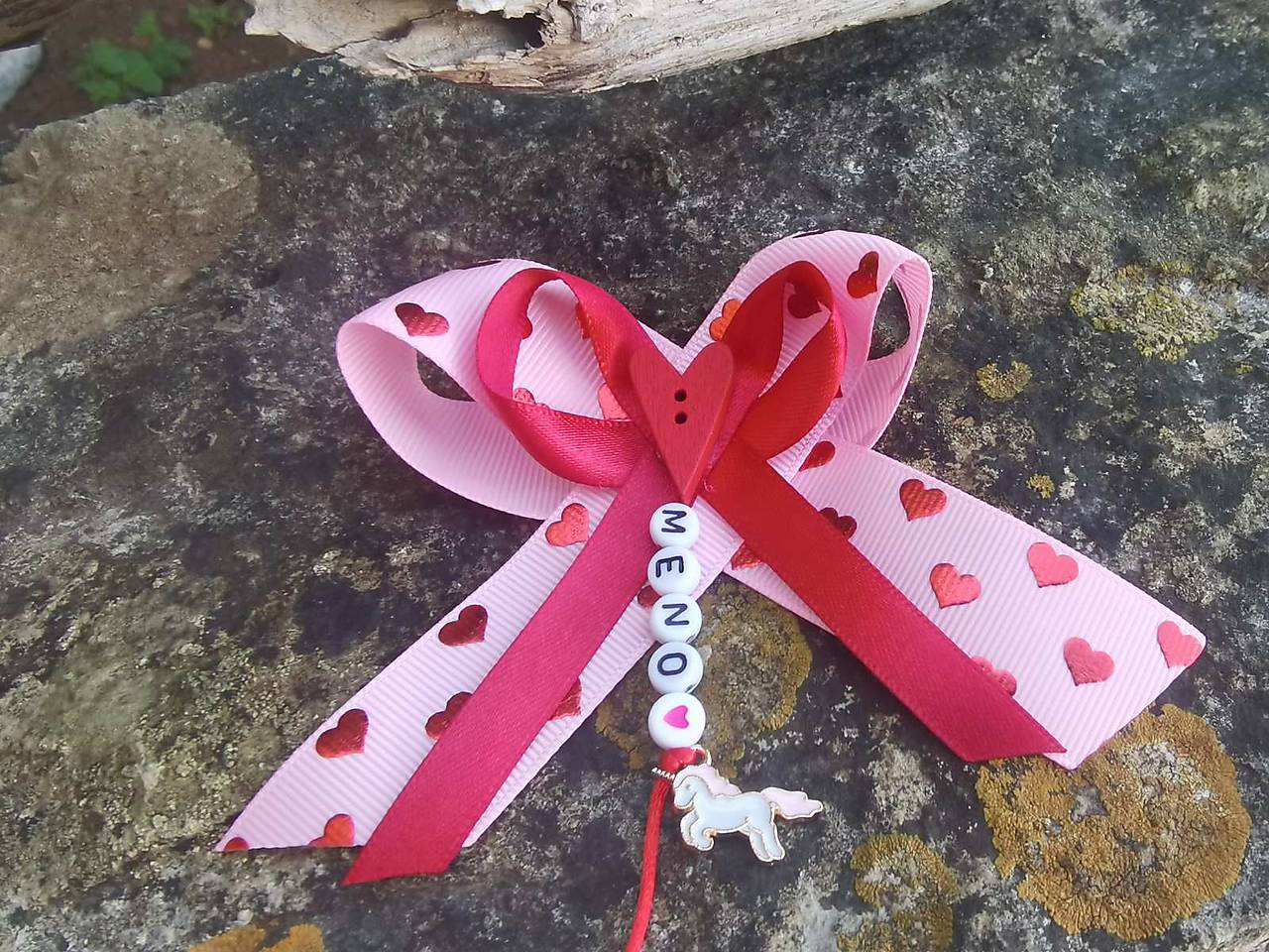 Stužka (mašlička) proti urieknutiu na kočík - ružovo červená