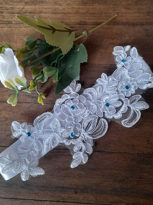 Spodná bielizeň - Svadobný podväzok - biely- tyrkys - 14587136_