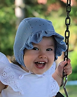 Detské čiapky - Letný detský mušelínový čepček Vivien s riaseným šiltom - 14588492_