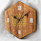 Drevené hodiny - Včelár