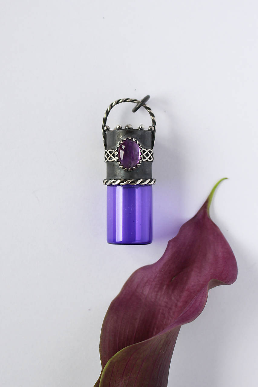 Strieborný roll-on šperk s ametystom - Myrra Witch