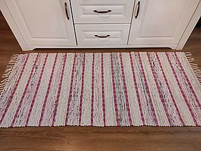 Úžitkový textil - Ručne tkaný koberec, pastelovo ružový, pásiky - 14590859_