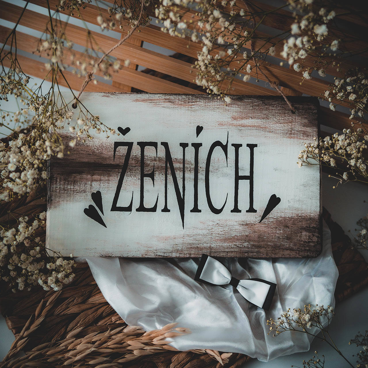 Závesná tabuľka: Ženích