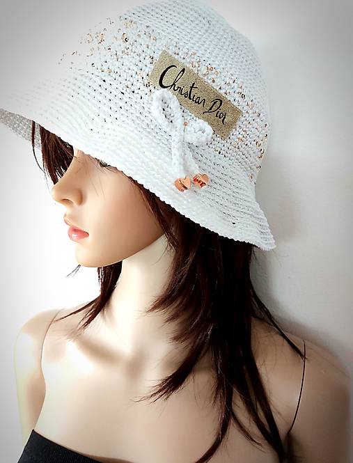 Biely bavlnený klobúk