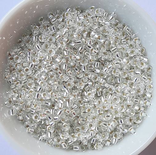 MIYUKI 11/0=2,1mm-Silverlined-5g (crystal)