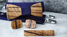 Pánske doplnky - Pánsky drevený motýlik, manžetové gombíky, spona, traky vreckovka - 14595870_