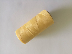 Galantéria - Polyesterové voskované šnúrky (Linhasita) 0,5mm,  Škála farieb 3 (Krémová č.01) - 14595836_