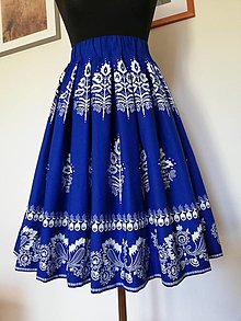 Sukne - Folk skladaná sukňa  -bordúra kráľovská modrá  - 14597831_