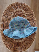 Čiapky, čelenky, klobúky - Háčkovaný letný klobúk bledo modrý - 14598118_