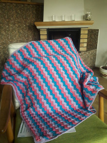 Detský textil - Háčkovaná deka do kočíka ružovo modrá - 14598144_