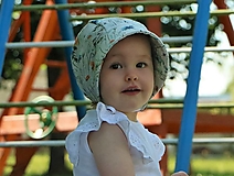 Detské čiapky - Letný detský ľanový čepiec jarná lúka - 14606410_