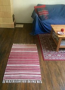 Úžitkový textil - Bordovo-prírodný koberec - 14608878_