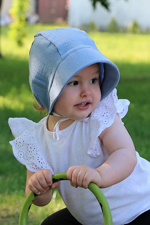 Letný detský mušelínový čepiec Vivien