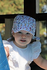 Detské čiapky - Letný detský šilt biela lúka - 14618366_