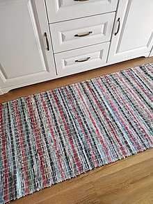 Úžitkový textil - Ručne tkaný koberec,  tradičný do zelena - 14625893_
